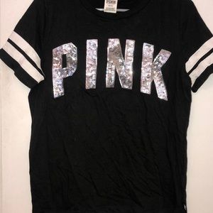 Black VS PINK t-shirt